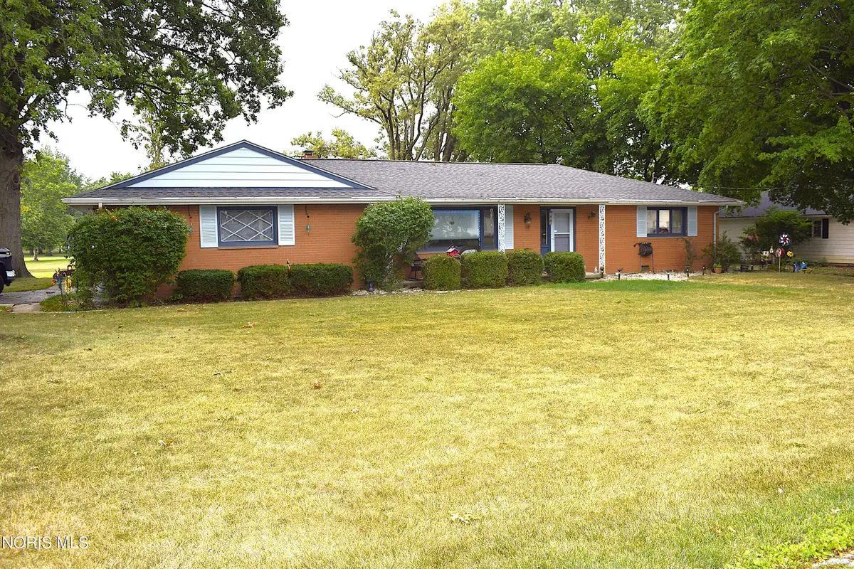 942 Country Club Drive, Fostoria, OH 44830 - #1