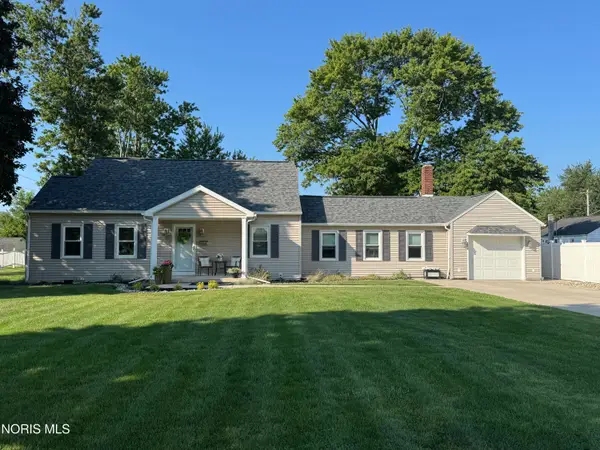 226 E Plum Street, Deshler, OH 43516