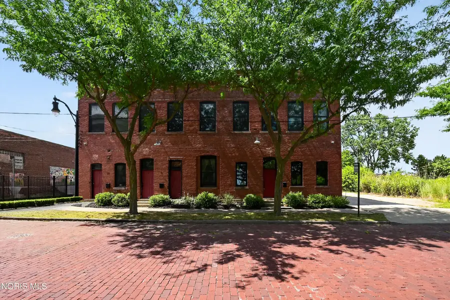 16 Broadway Street #1, Toledo, OH 43604 - #2