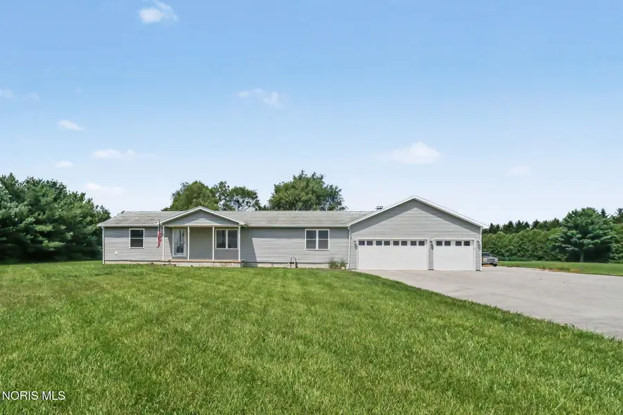 14158 Self Road, Bowling Green, OH 43402 - #2