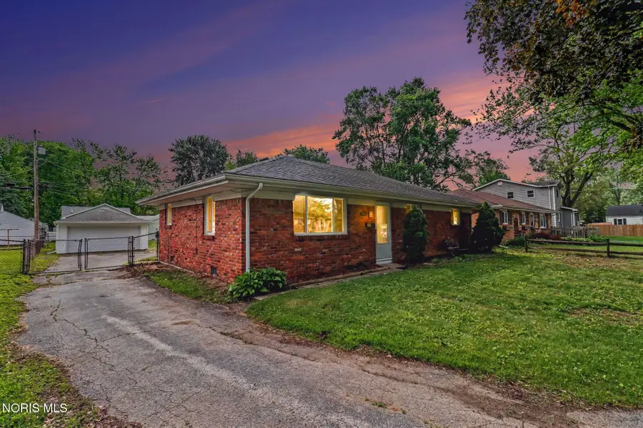 5428 Fenwick Drive, Toledo, OH 43623 - #2