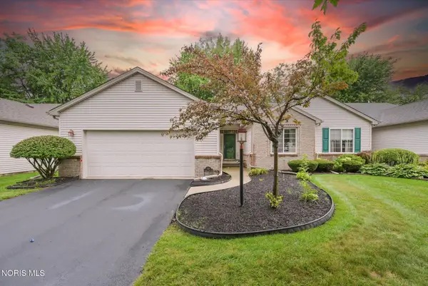 532 Crystal Lake Drive, Holland, OH 43528