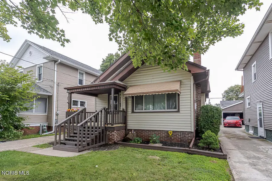 3916 Leybourn Avenue, Toledo, OH 43612 - #2