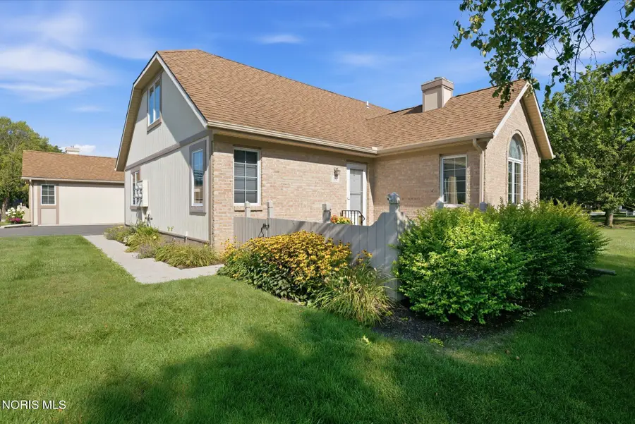 312 Turnbury Lane, Perrysburg, OH 43551 - #2