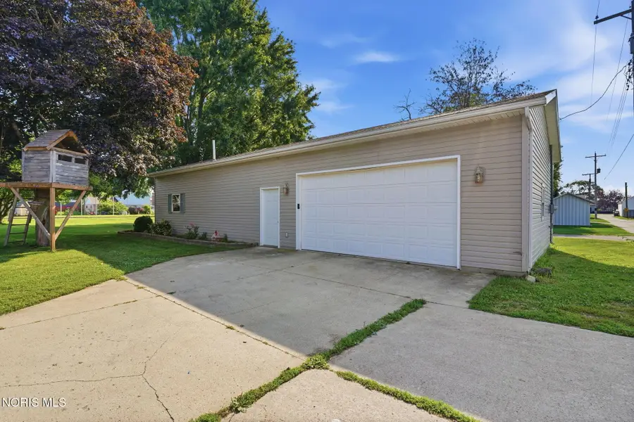 317 S High Street, Vanlue, OH 45890 - #2