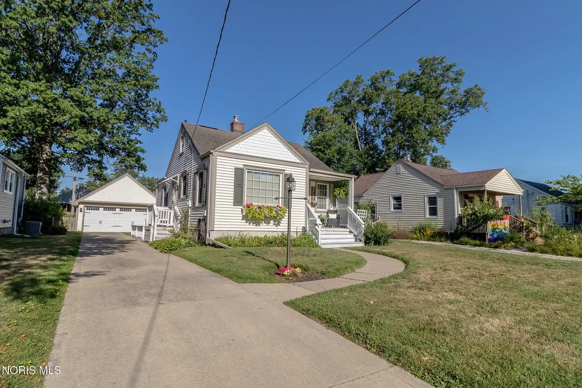 5927 Adelaide Drive, Toledo, OH 43613 - #1