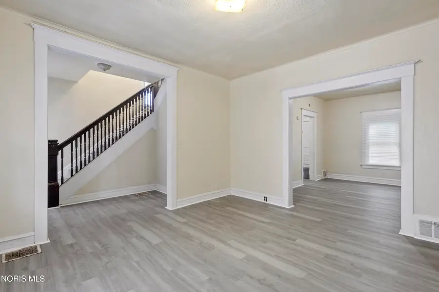 754 Spencer Street, Toledo, OH 43609 - #3