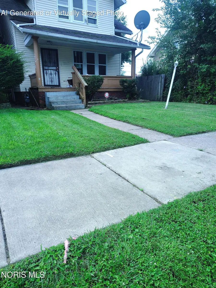 1051 Pinewood Avenue, Toledo, OH 43607 - #2