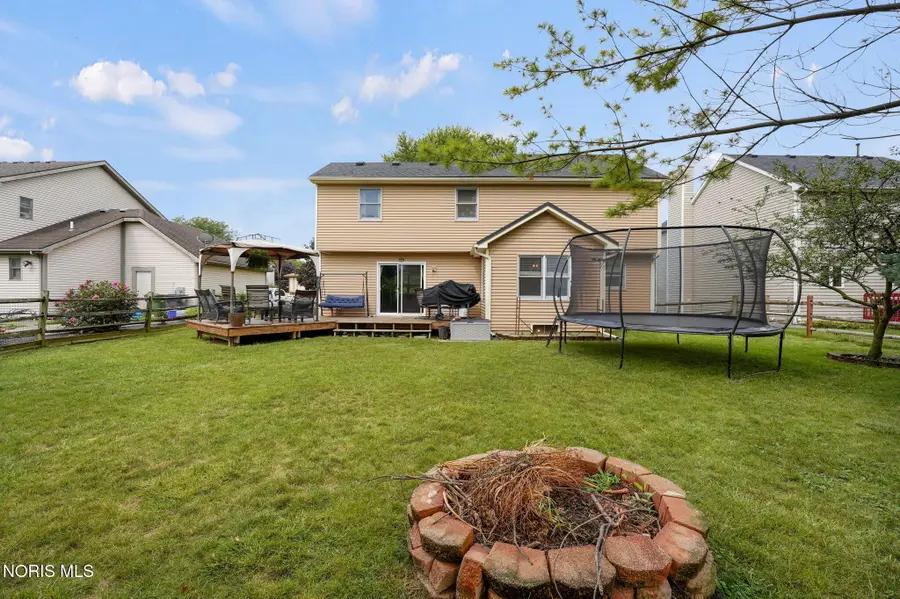 2214 Willowtree Lane, Maumee, OH 43537 - #2