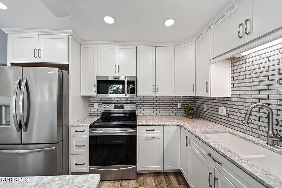 207 W Bigelow Avenue, Findlay, OH 45840 - #2