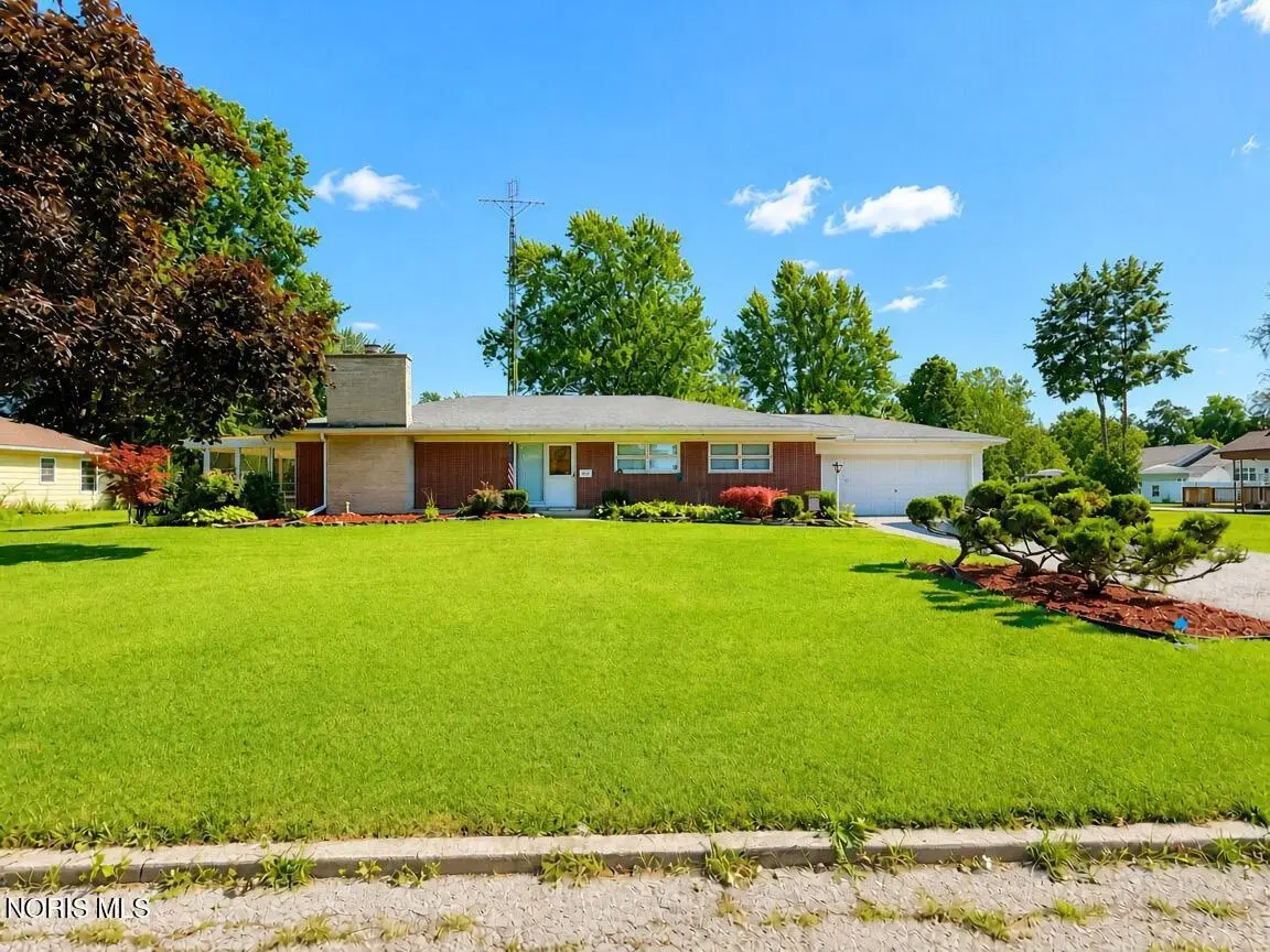 318 Morris Drive, Montpelier, OH 43543 - #1