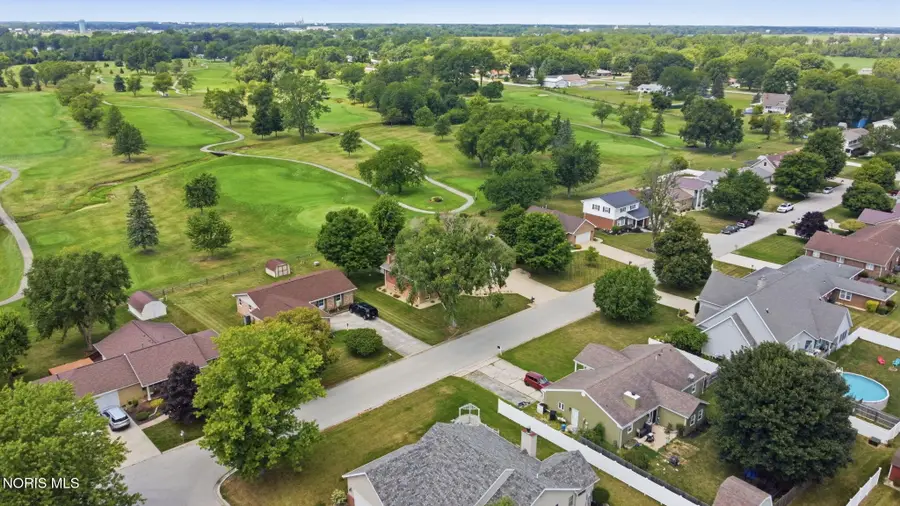 578 N Angela Drive, Fostoria, OH 44830 - #3