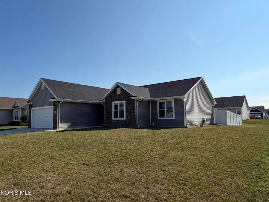 9315 Shaffer Street, Findlay, OH 45840 - #2
