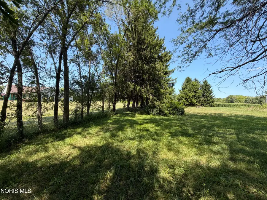1420 Elmore Road, Pemberville, OH 43450 - #2