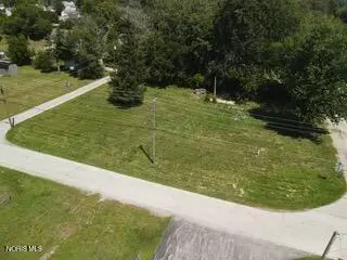 102 Palmer Street, Fostoria, OH 44830