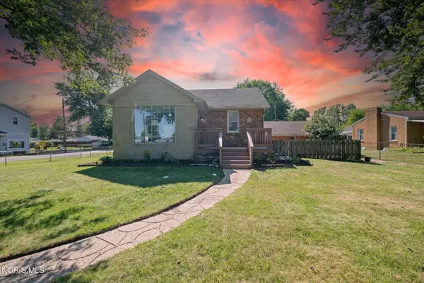 5905 Livingston Drive, Toledo, OH 43613