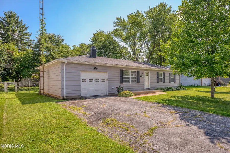 124 Marshall Avenue, Pemberville, OH 43450 - #3