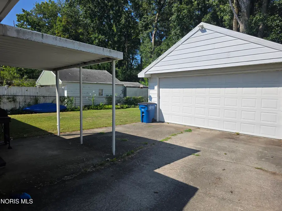 5435 Clover Lane, Toledo, OH 43623 - #3