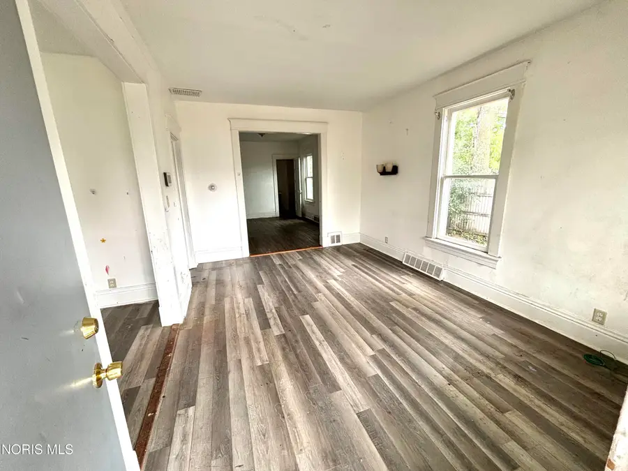 617 Bowman Street, Toledo, OH 43609 - #3