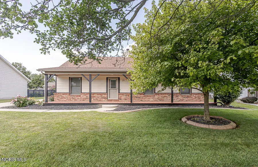 21 Meadow Lane Drive, Delta, OH 43515 - #2