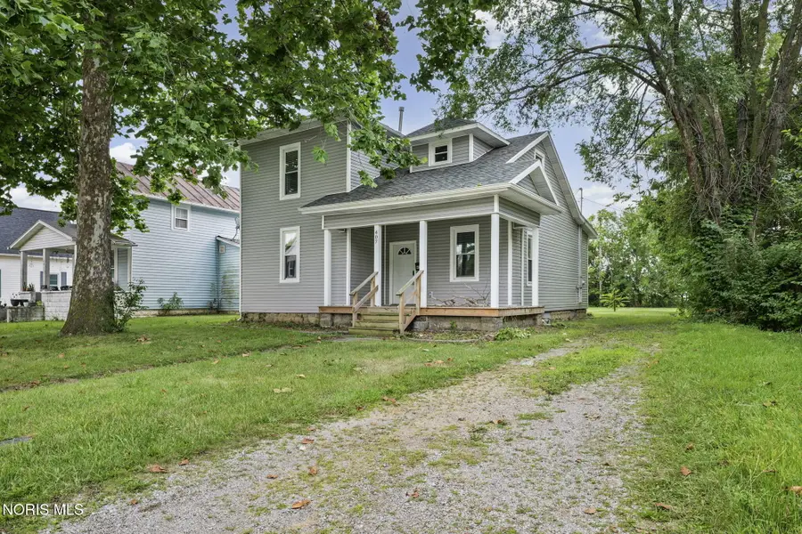 407 Washington Street, Findlay, OH 45840 - #2