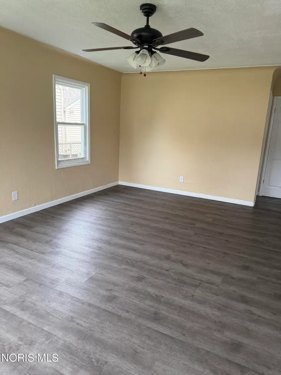 205 Willamont Road, Toledo, OH 43612 - #2