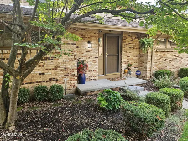 2443 Parliament Square, Toledo, OH 43617