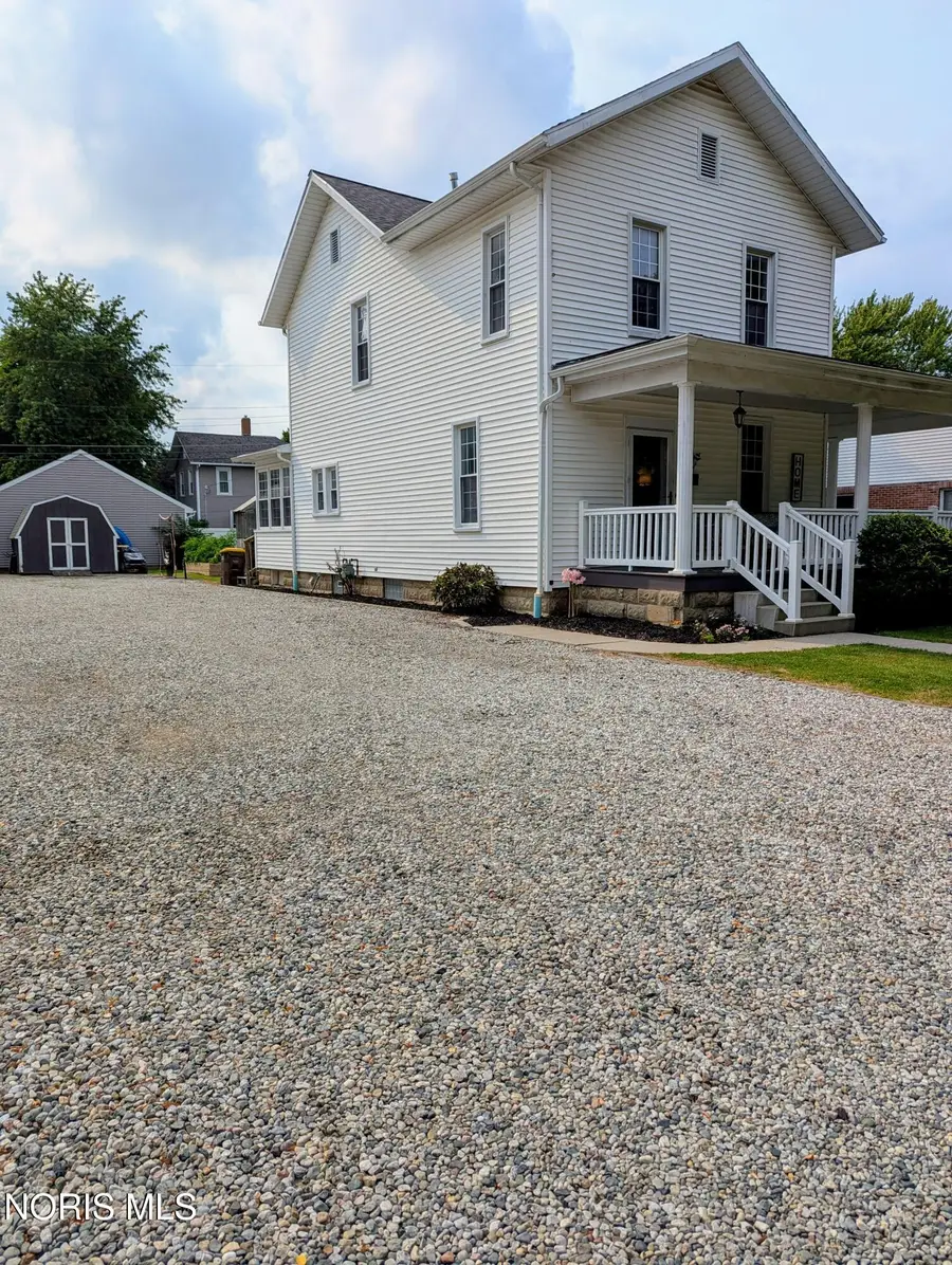 415 Vine Street, Archbold, OH 43502 - #3