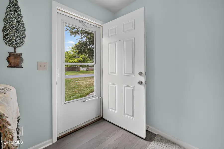 325 Auburn Lane, Bryan, OH 43506 - #2