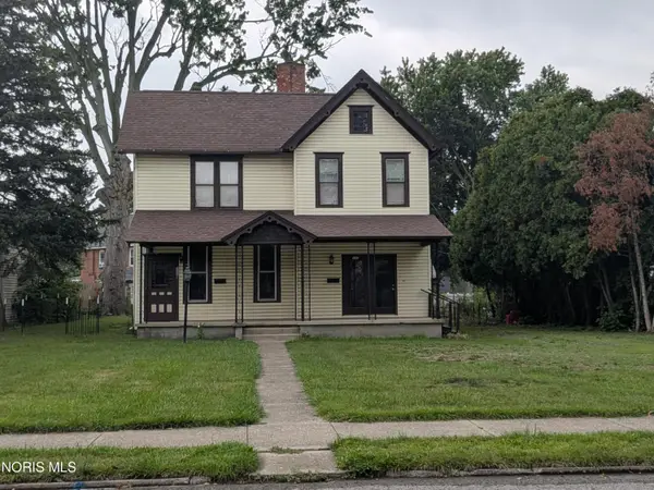 330 W Clinton Street, Napoleon, OH 43545