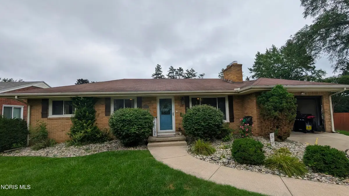 800 Phillips Street, Maumee, OH 43537 - #1