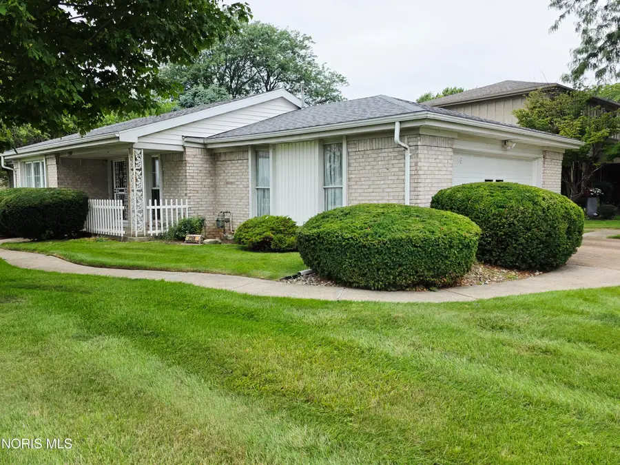 2159 Shoreland Avenue, Toledo, OH 43611 - #3