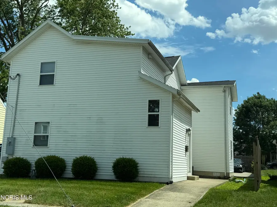 123 Garfield Avenue, Findlay, OH 45840 - #2