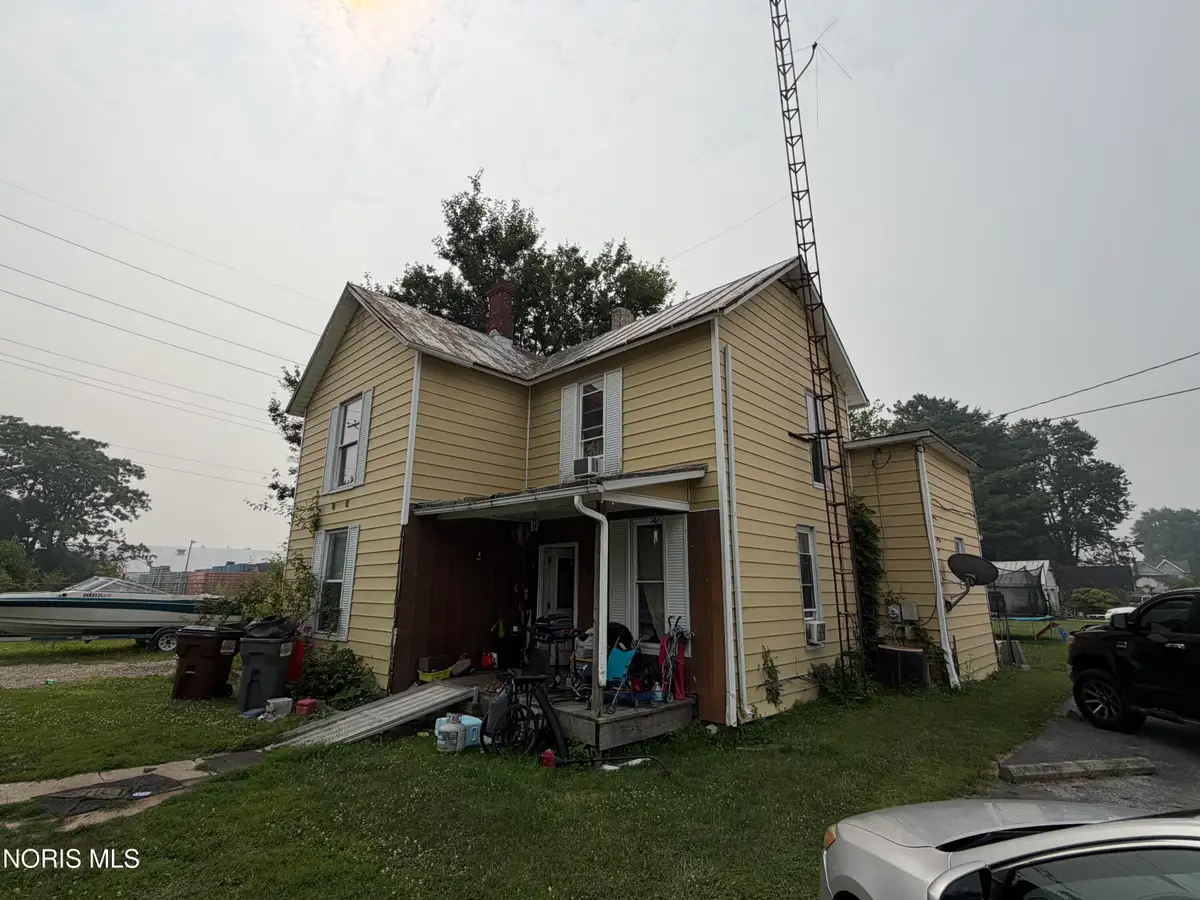 241 George Street, Findlay, OH 45840 - #1