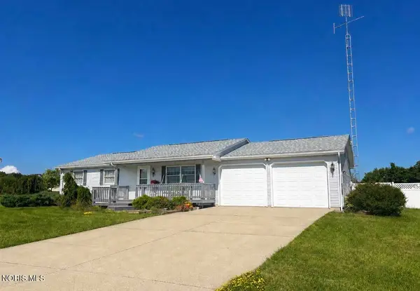 4216 W Rolling Meadows Boulevard, Defiance, OH 43512