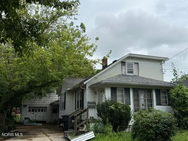 407 Buttonwood Avenue, Bowling Green, OH 43402 - #1
