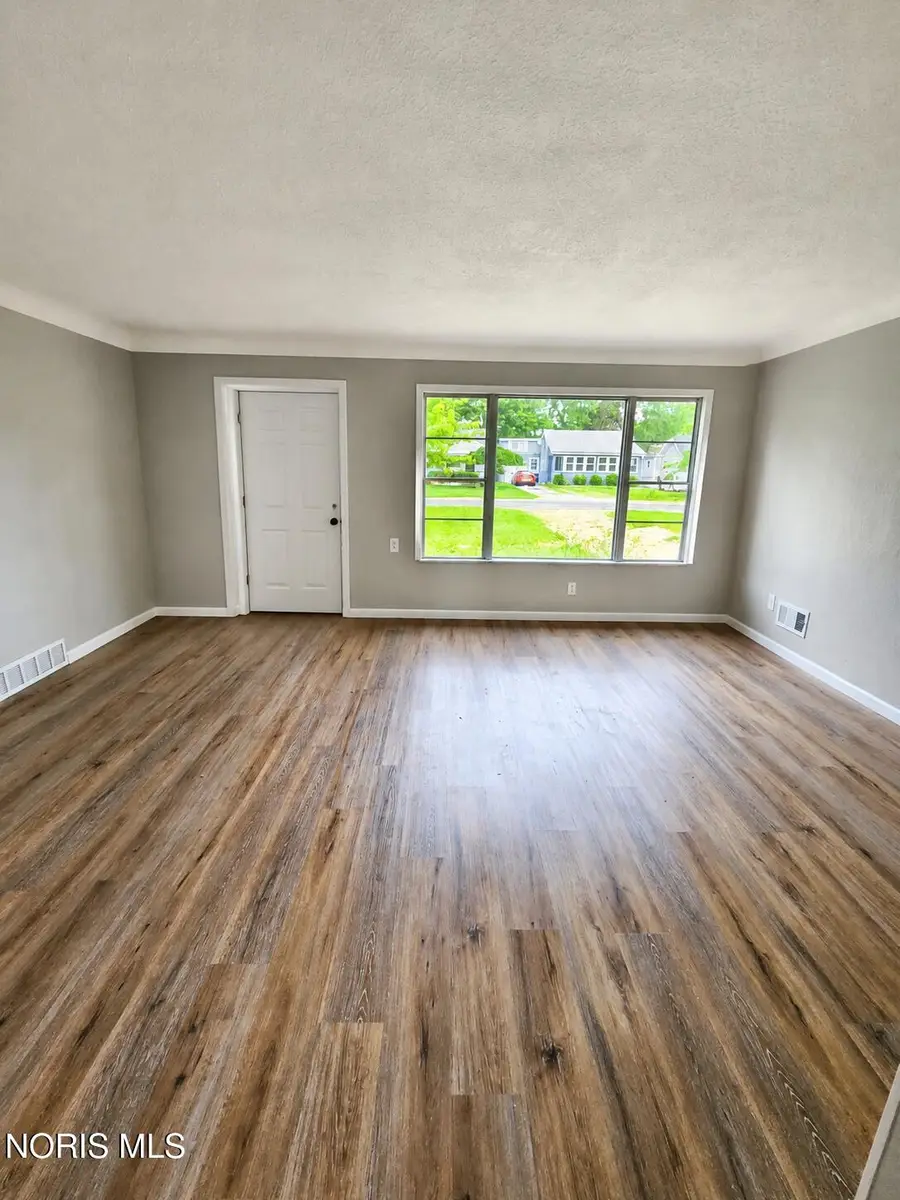 5513 Fleet Road, Toledo, OH 43615 - #2
