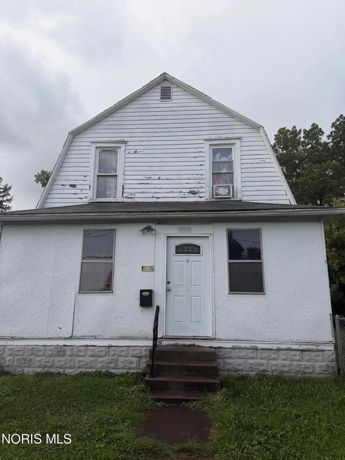 301 W Oakland Street, Toledo, OH 43608 - #1