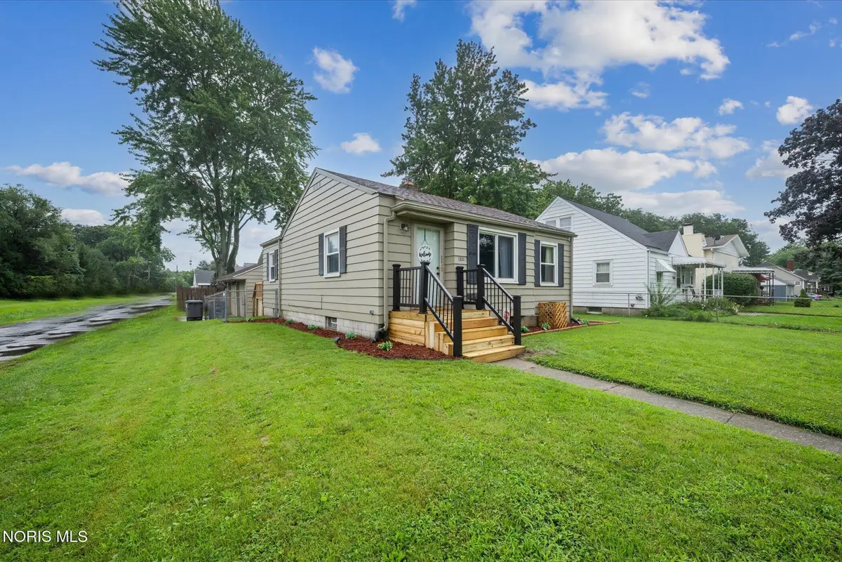 1301 Stanwix Drive, Toledo, OH 43614 - #1