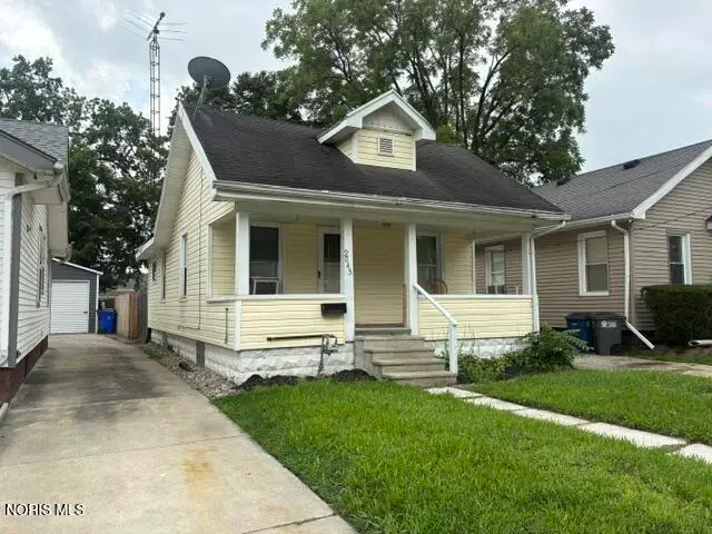 2045 Fairfax Road, Toledo, OH 43613 - #1