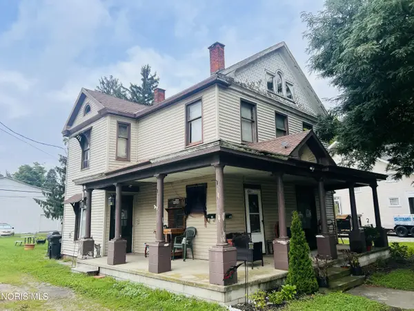 214 & 214 1/2 S 7th Street, Upper Sandusky, OH 43351