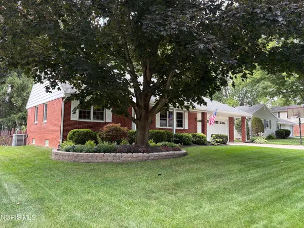 129 Woodley Terrace, Findlay, OH 45840