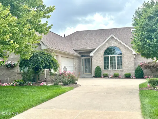 6957 Secluded Pines Drive, Maumee, OH 43537