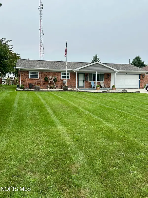 217 Hickory Street, Swanton, OH 43558