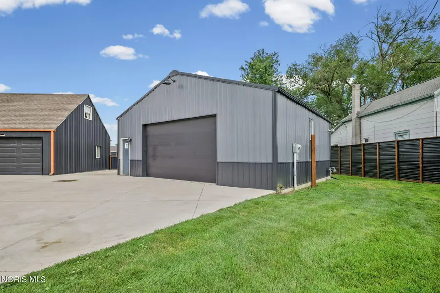 1600 Logan Avenue, Findlay, OH 45840 - #2
