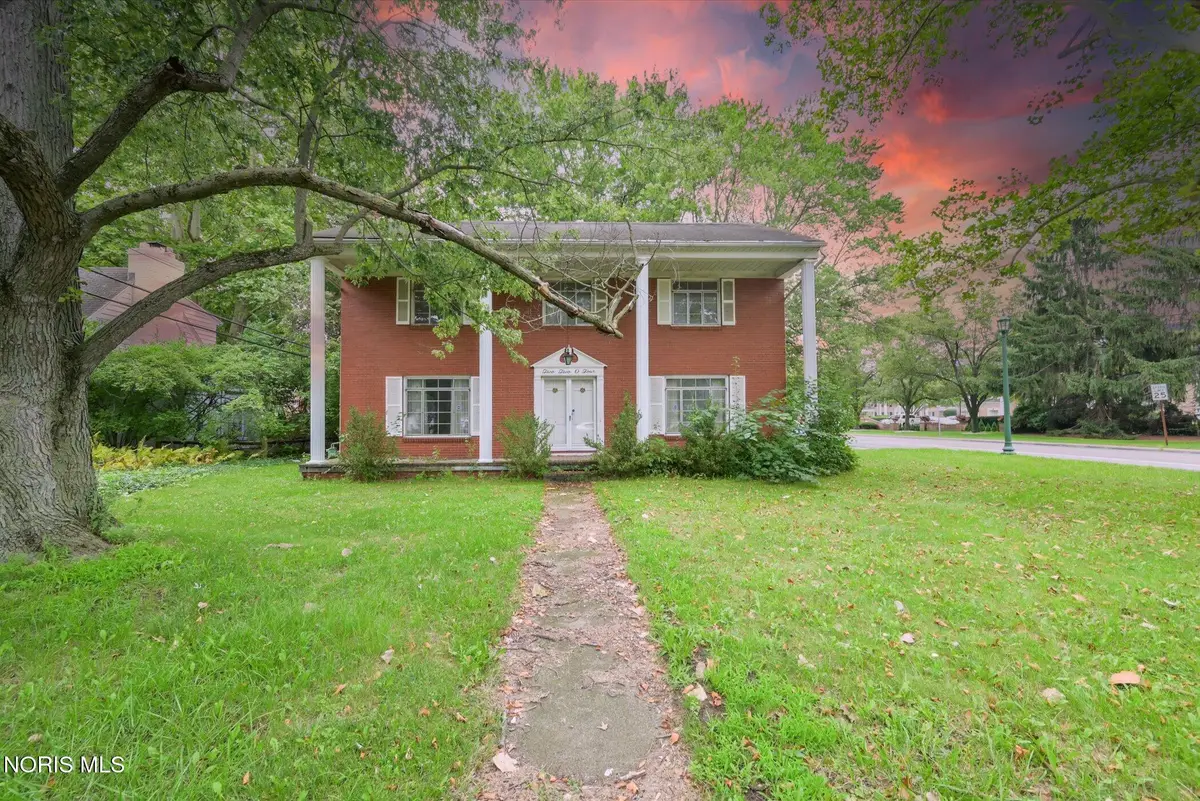 2204 Talmadge Road, Ottawa Hills, OH 43606 - #1