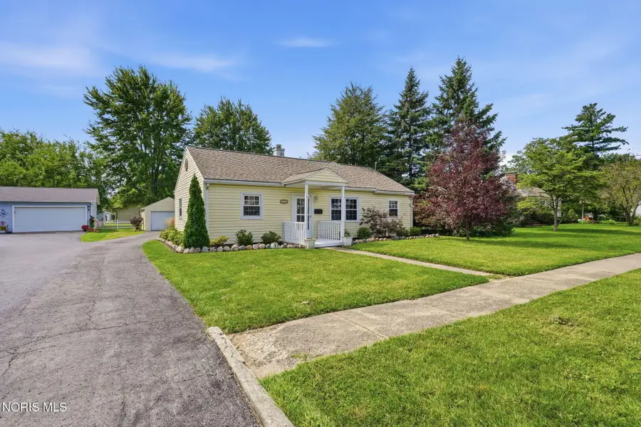 319 Edith Avenue, Findlay, OH 45840 - #2