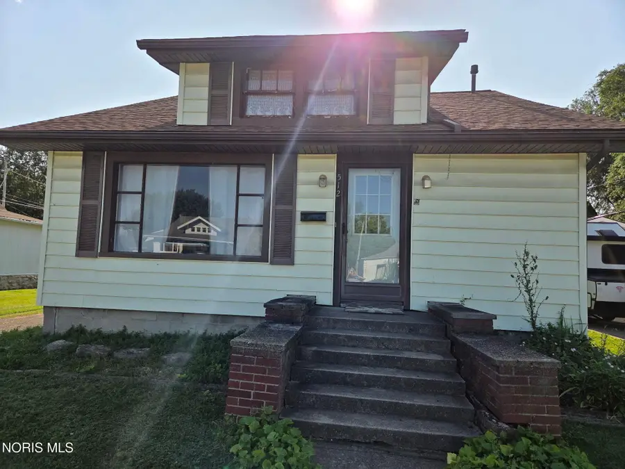 512 Harrison Street, Port Clinton, OH 43452 - #2