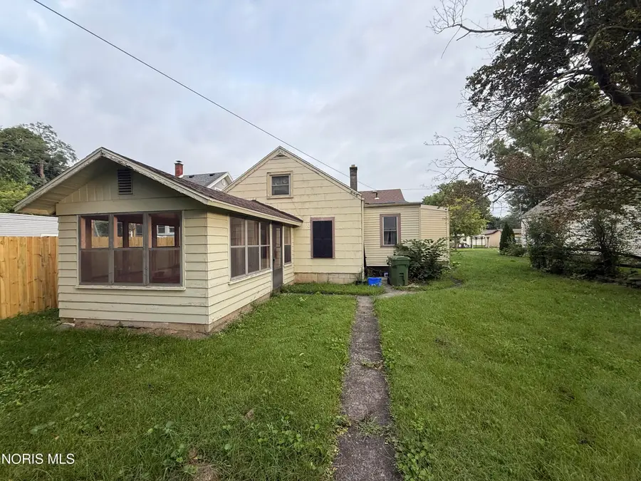314 Clinton Street, Maumee, OH 43537 - #2