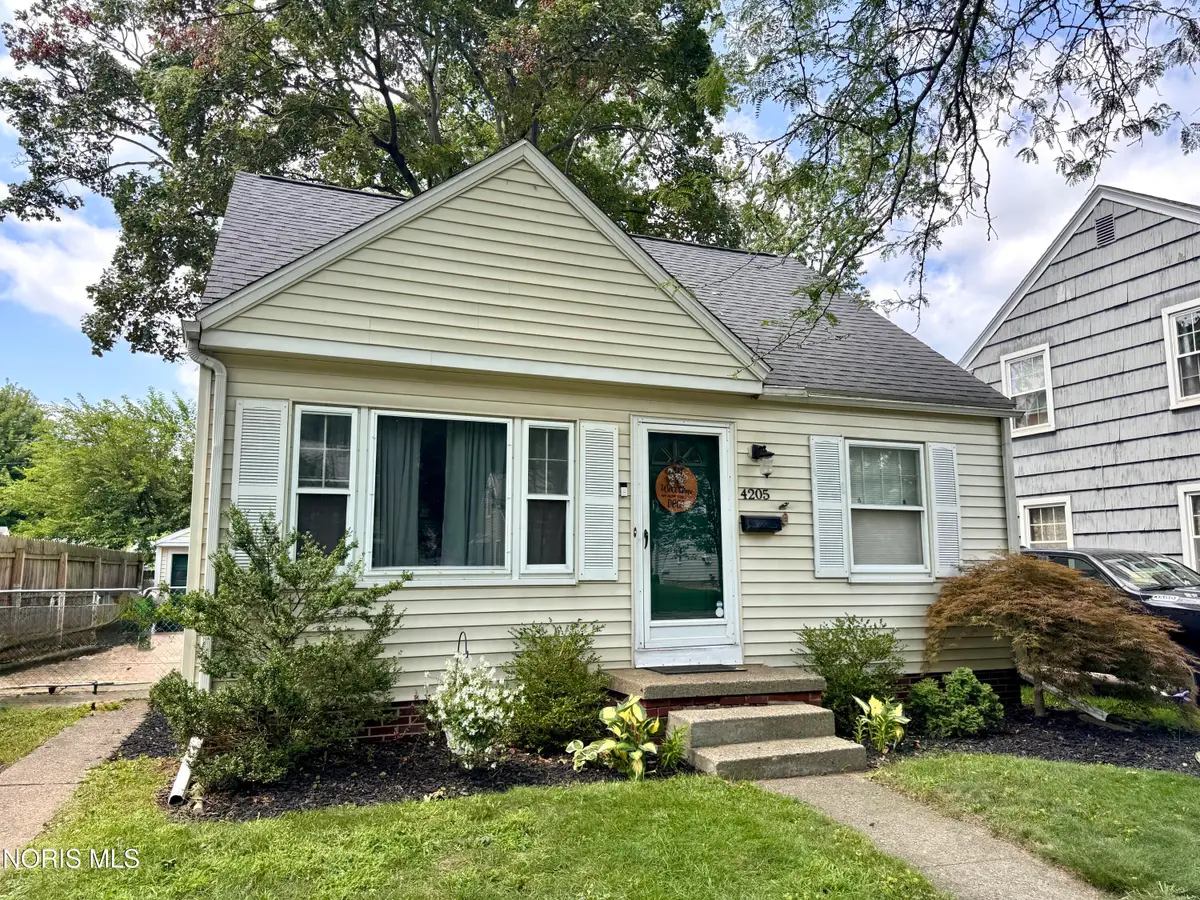 4205 Bowen Road, Toledo, OH 43613 - #1